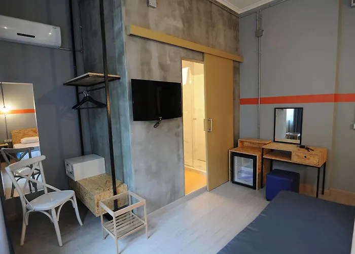 Hotel Taksim Safe House 3*