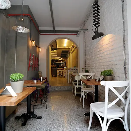 Taksim Safe House Hotel