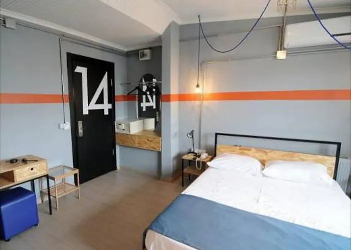 Hotel Taksim Safe House 3*