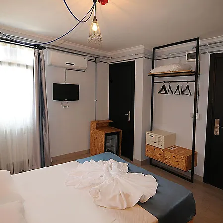 Taksim Safe House Szálloda 3*